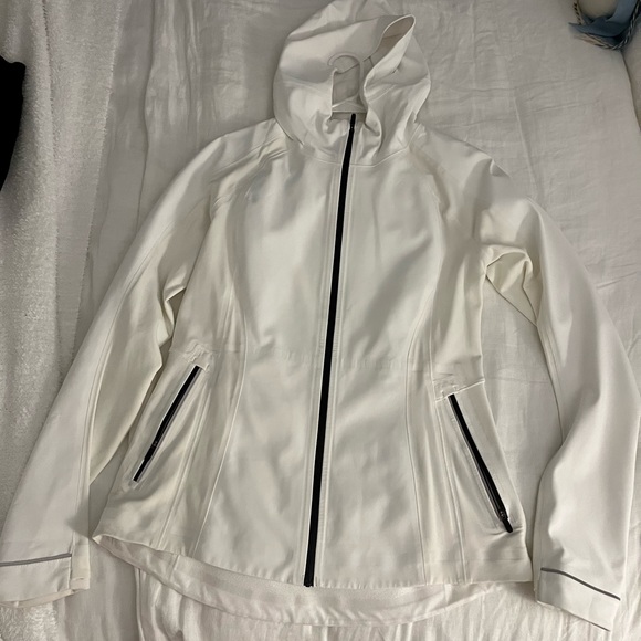 Lululemon jacket - Picture 1 of 4